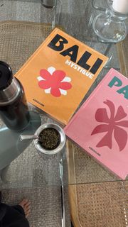 Flavia Palmiero feet photo thumbnail