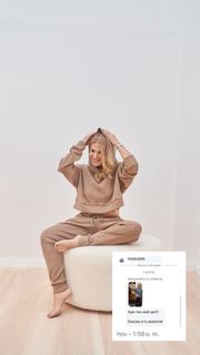 Flavia Palmiero feet photo thumbnail