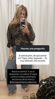 Flavia Palmiero feet photo thumbnail