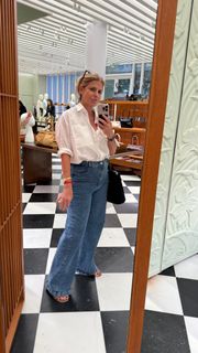 Flavia Palmiero feet photo thumbnail