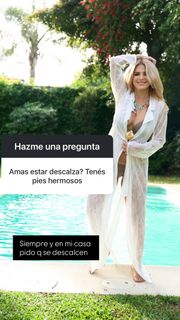 Flavia Palmiero feet photo thumbnail