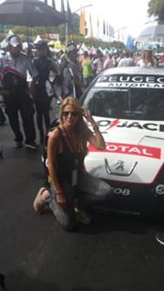 Flavia Palmiero feet photo thumbnail