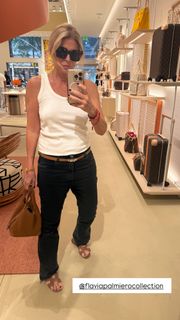 Flavia Palmiero feet photo 3