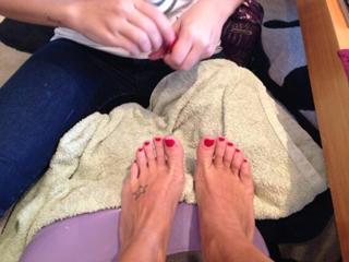 Flavia Palmiero feet photo thumbnail