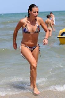 Flavia Pennetta feet photo thumbnail