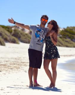 Flavia Pennetta feet photo thumbnail