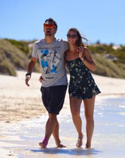 Flavia Pennetta feet photo thumbnail