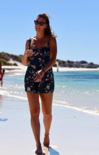 Flavia Pennetta feet photo thumbnail