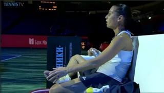 Flavia Pennetta feet photo thumbnail