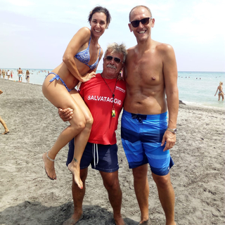 Flavia Pennetta feet photo thumbnail