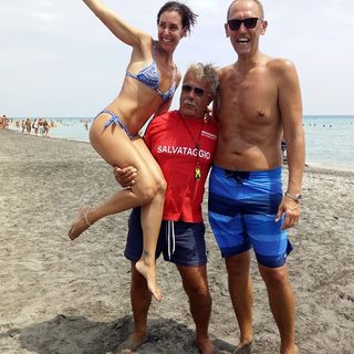 Flavia Pennetta feet photo thumbnail