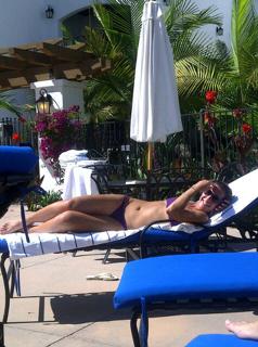 Flavia Pennetta feet photo thumbnail