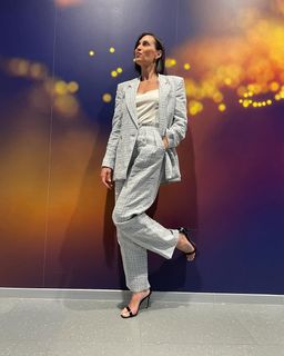 Flavia Pennetta feet photo thumbnail