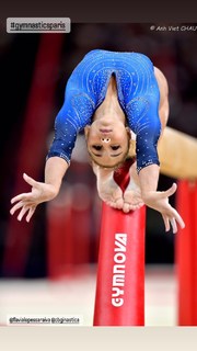 Flavia Saraiva feet photo thumbnail