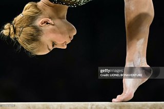 Flavia Saraiva feet photo thumbnail