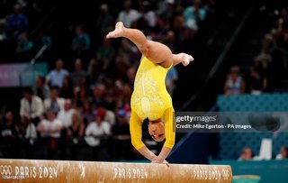 Flavia Saraiva feet photo thumbnail