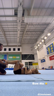 Flavia Saraiva feet photo thumbnail