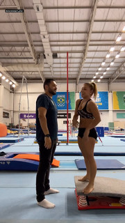 Flavia Saraiva feet photo thumbnail