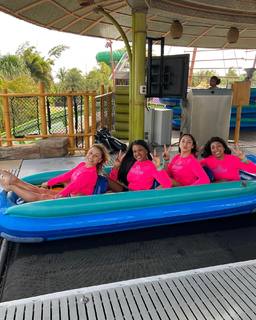 Flavia Saraiva feet photo thumbnail