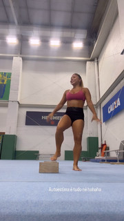 Flavia Saraiva feet photo thumbnail