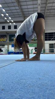 Flavia Saraiva feet photo thumbnail