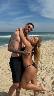 Flavia Saraiva feet photo thumbnail