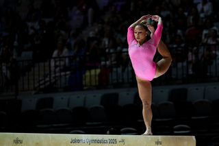 Flavia Saraiva feet photo thumbnail