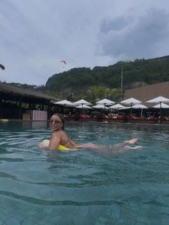 Flavia Saraiva feet photo thumbnail