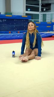 Flavia Saraiva feet photo 11