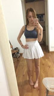 Flavia Sayuri feet photo thumbnail