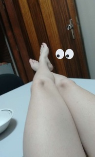 Flavia Sayuri feet photo thumbnail