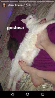 Flavia Sayuri feet photo thumbnail