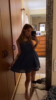 Flavia Sayuri feet photo thumbnail