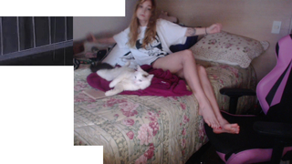 Flavia Sayuri feet photo thumbnail