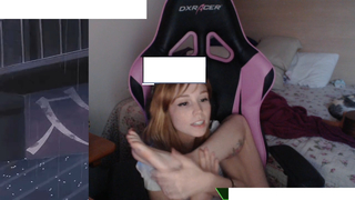 Flavia Sayuri feet photo thumbnail