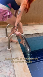 Flavia Sayuri feet photo thumbnail