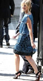 Flavie Flament feet photo 8