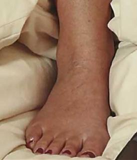 Flavie Flament feet photo 2