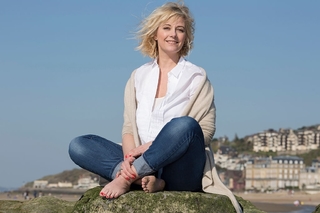 Flavie Flament feet photo 3