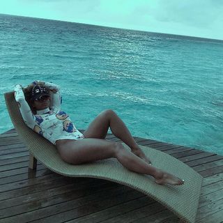 Fleur East feet photo 3