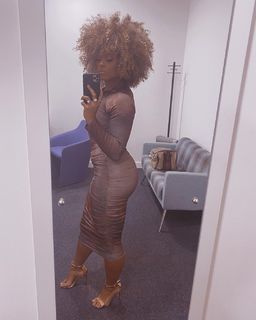 Fleur East feet photo 5