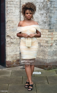 Fleur East feet photo 8