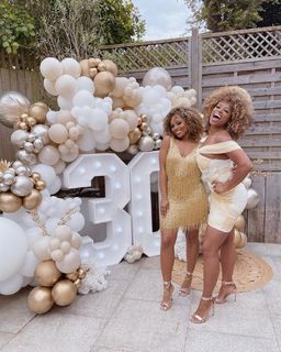Fleur East feet photo 2