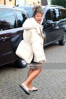 Fleur East feet photo 4