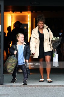 Fleur East feet photo 1