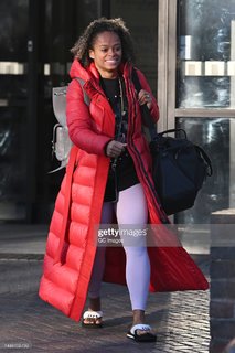 Fleur East feet photo 10