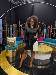 Fleur East feet photo 5