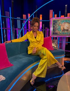Fleur East feet photo 1