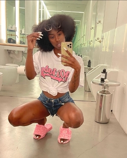 Flo Milli feet photo 13