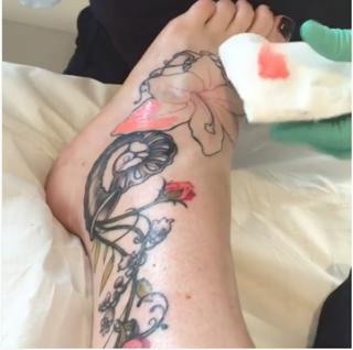 Floor Jansen feet photo thumbnail